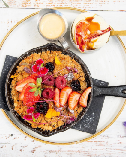 93. Fruit Crumble (Seasonal Fruits) with Custard